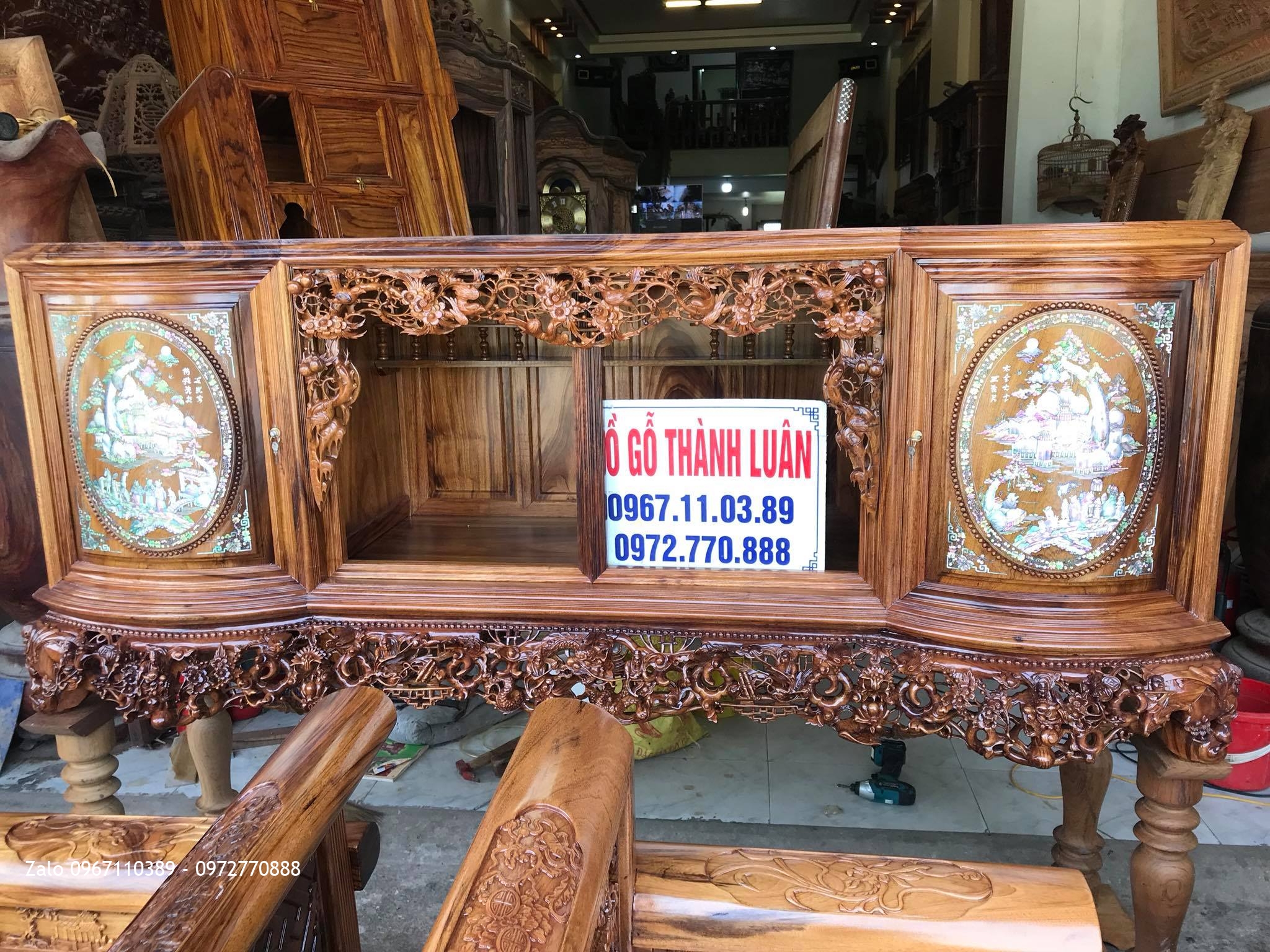 Tủ Chè Gỗ Gụ Ta Quảng Bình Víp. Bệ Bát Tiên, Lèo Mai Điểu. Khách Hưng Yên,