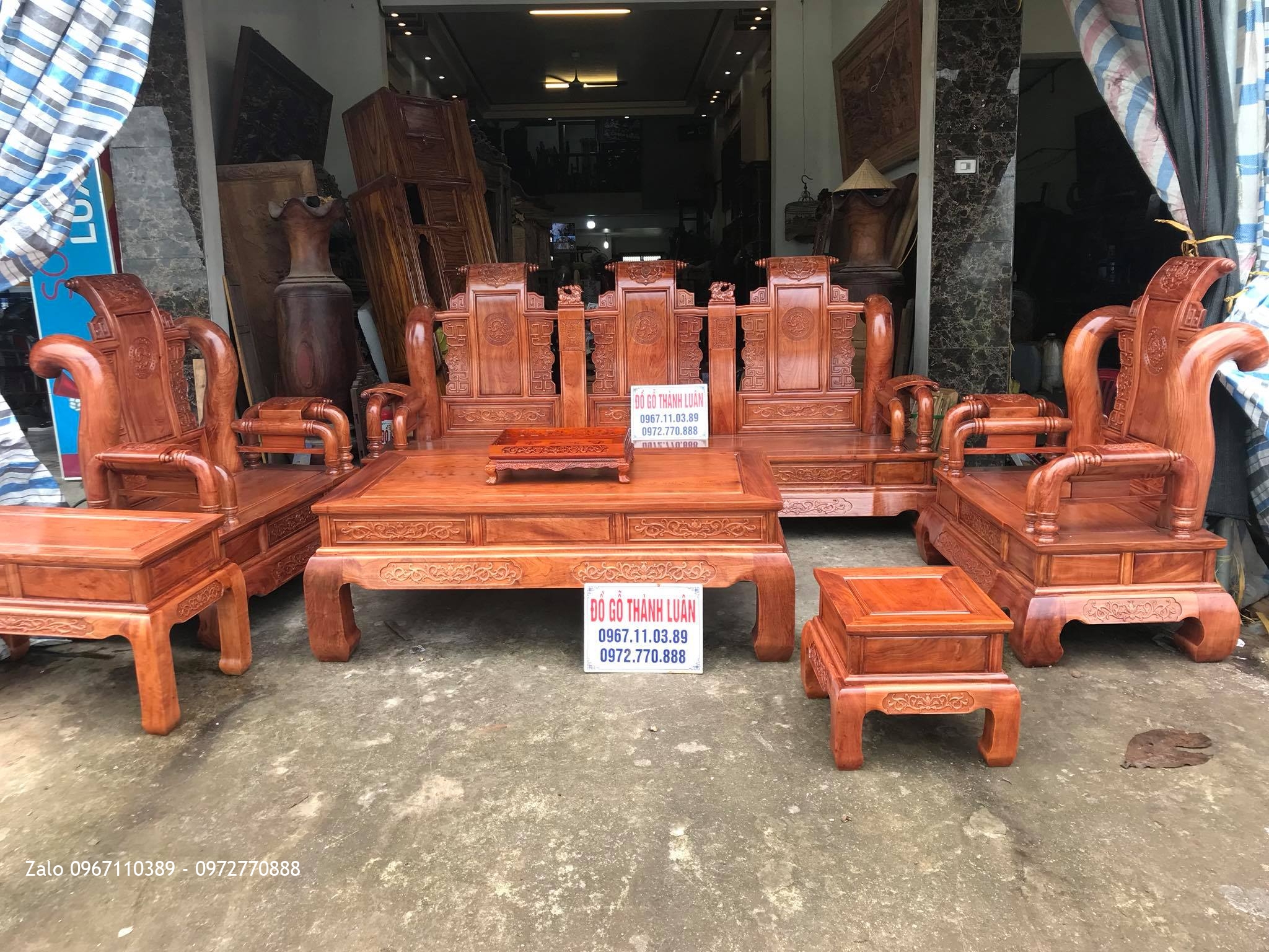 Bộ Bàn Ghế Tần Thuỷ Hoàng Cột 14 Vip, Chú Trắng Hưng Yên