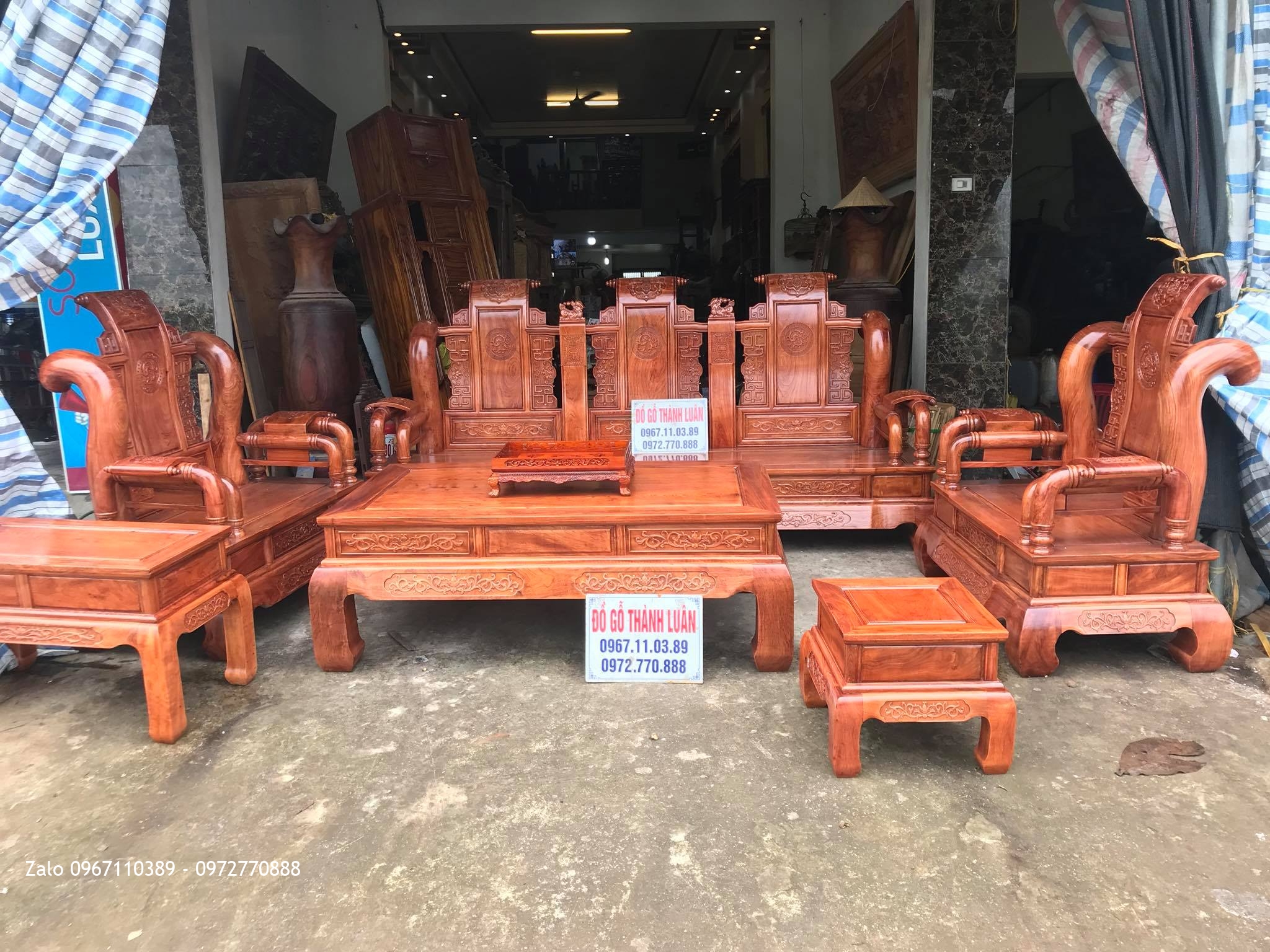 Bộ Bàn Ghế Tần Thuỷ Hoàng Cột 14 Vip, Chú Trắng Hưng Yên