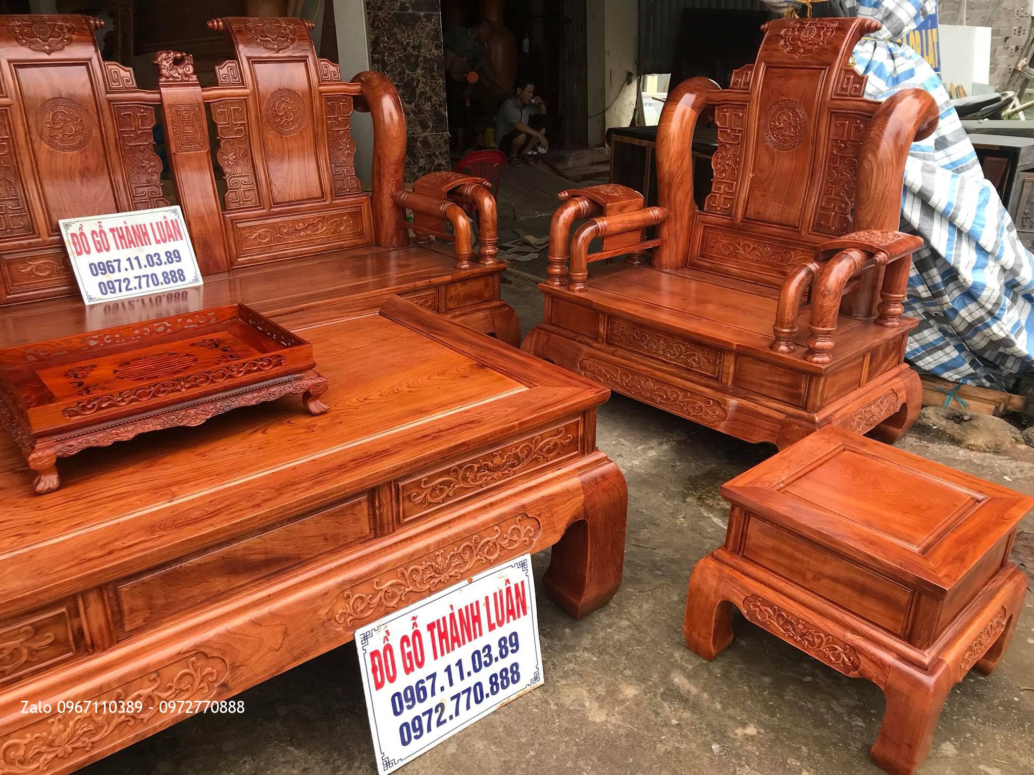 Bộ Bàn Ghế Tần Thuỷ Hoàng Cột 14 Vip, Chú Trắng Hưng Yên.