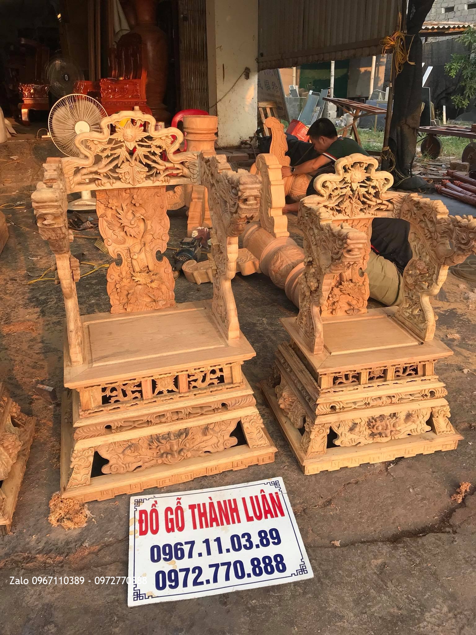 4 Chiếc Ngai Thờ (Ngai Vách) Gỗ Gụ