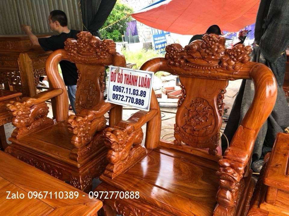Bộ Ghế Minh Quốc Nghê Gỗ Hương Đá, Anh Tùng - Thạch Bàng,Hà Nội.
