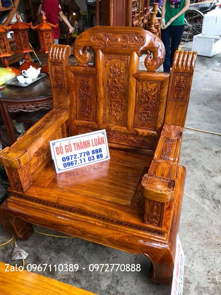 Bộ Ghế Như Ý Đầu Voi Gỗ Hương Vân.