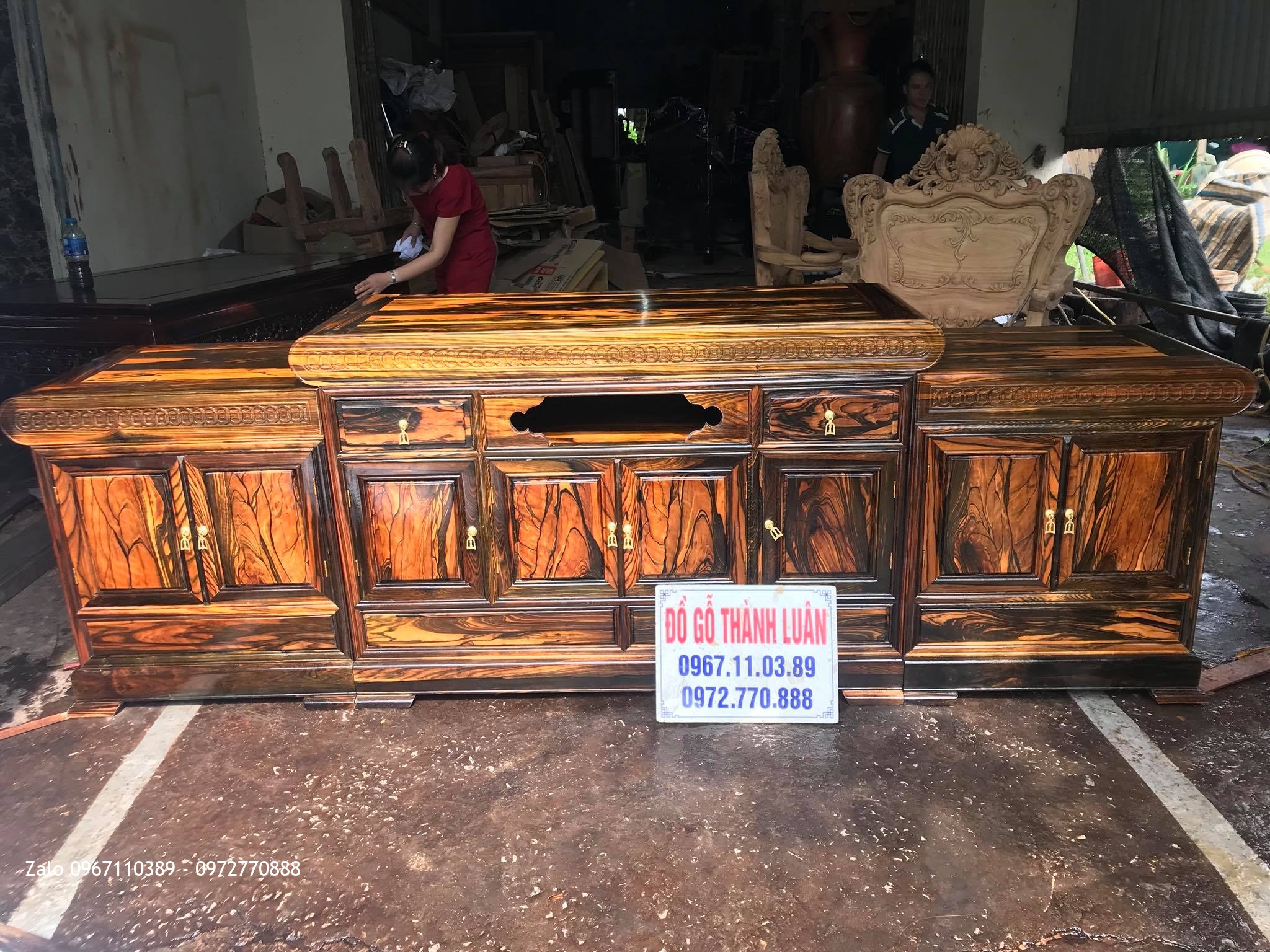 Kệ Tivi Kiểu Mõ Đồng Tiền Gỗ Mun Cánh Trơn 2m6, A Cương - Thanh Oai, Hà Nội