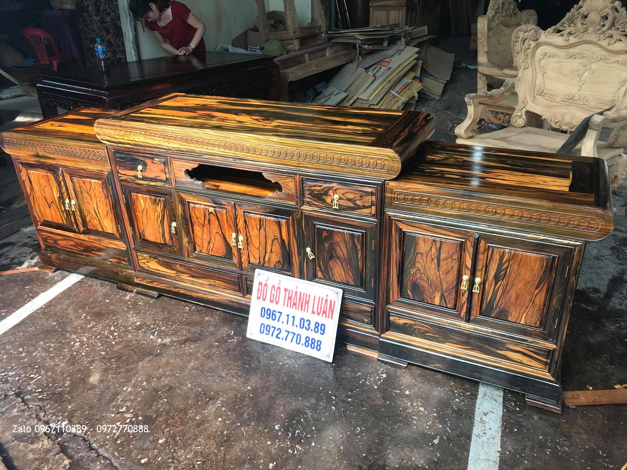 Kệ Tivi Kiểu Mõ Đồng Tiền Gỗ Mun Cánh Trơn 2m6, A Cương - Thanh Oai, Hà Nội..