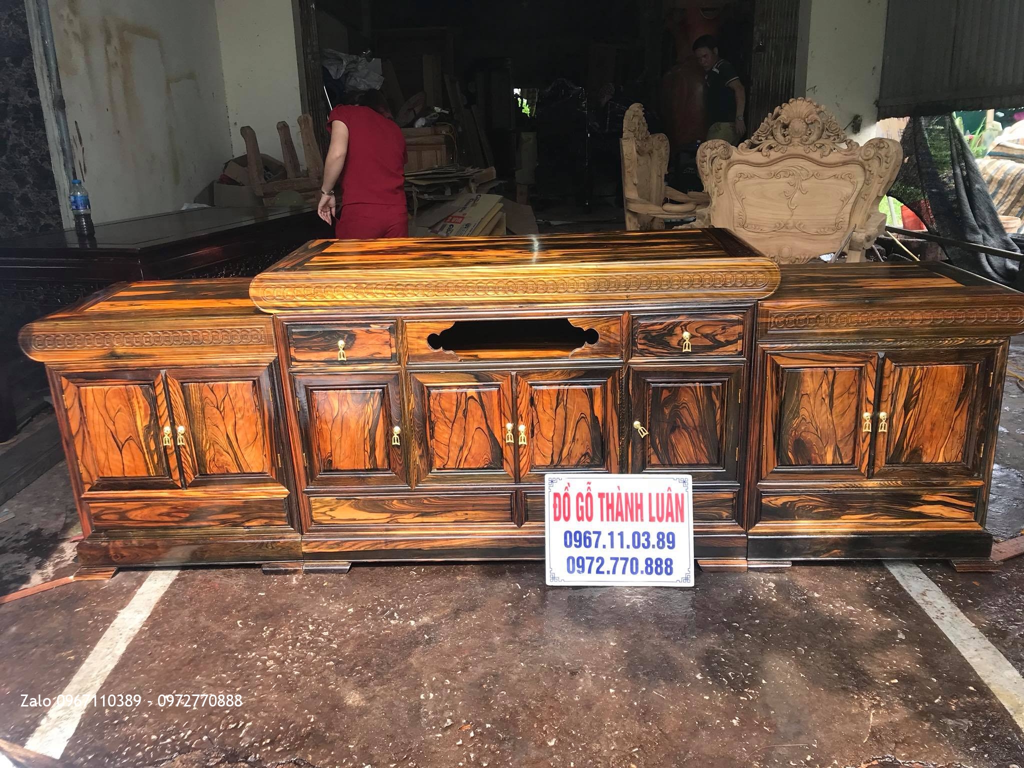 Kệ Tivi Kiểu Mõ Đồng Tiền Gỗ Mun Cánh Trơn 2m6, A Cương - Thanh Oai, Hà Nội