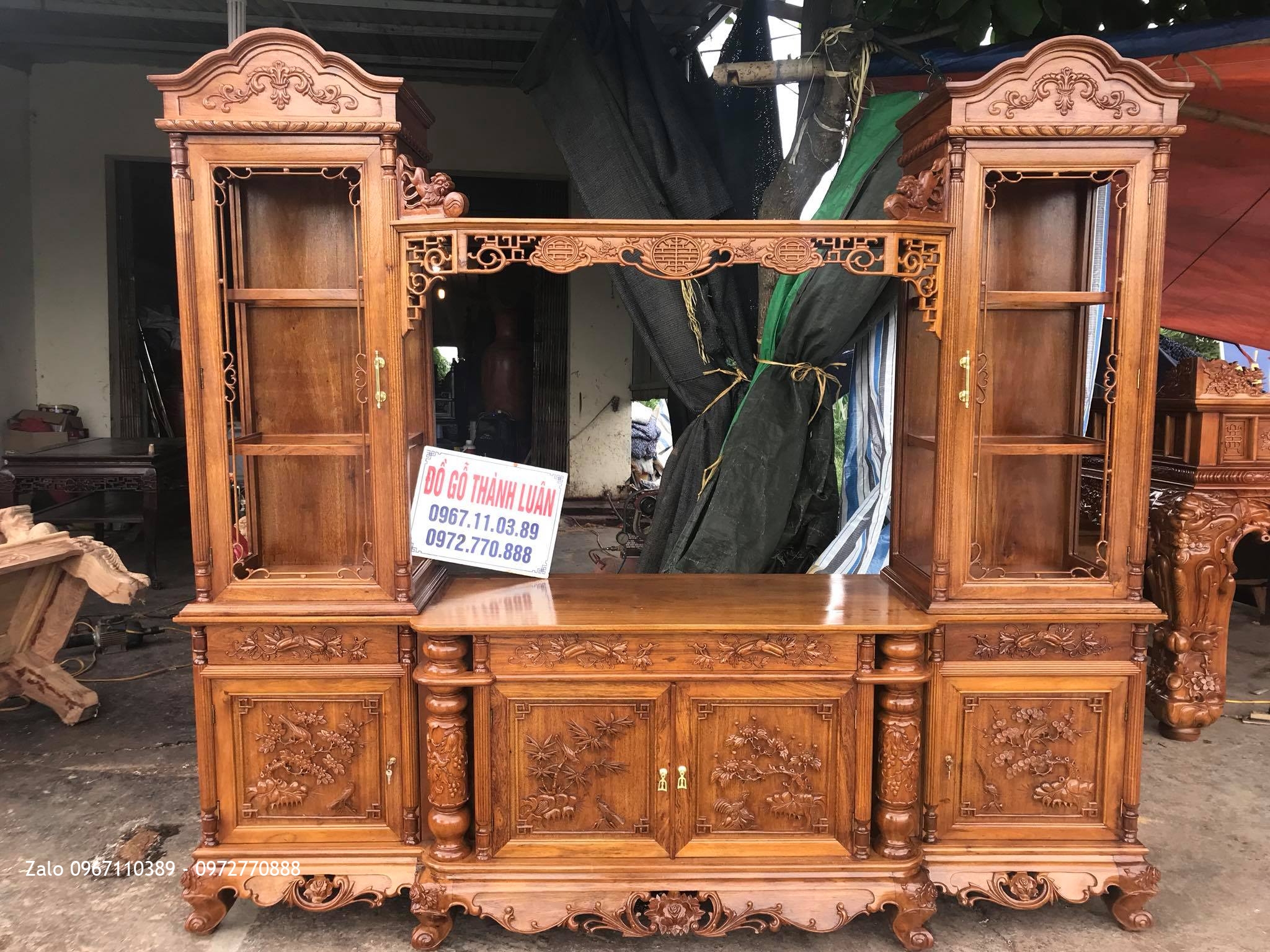 Kệ Tivi Dàn 2 Buồng Rượu Gỗ Gụ, Khách Quảng Ngã