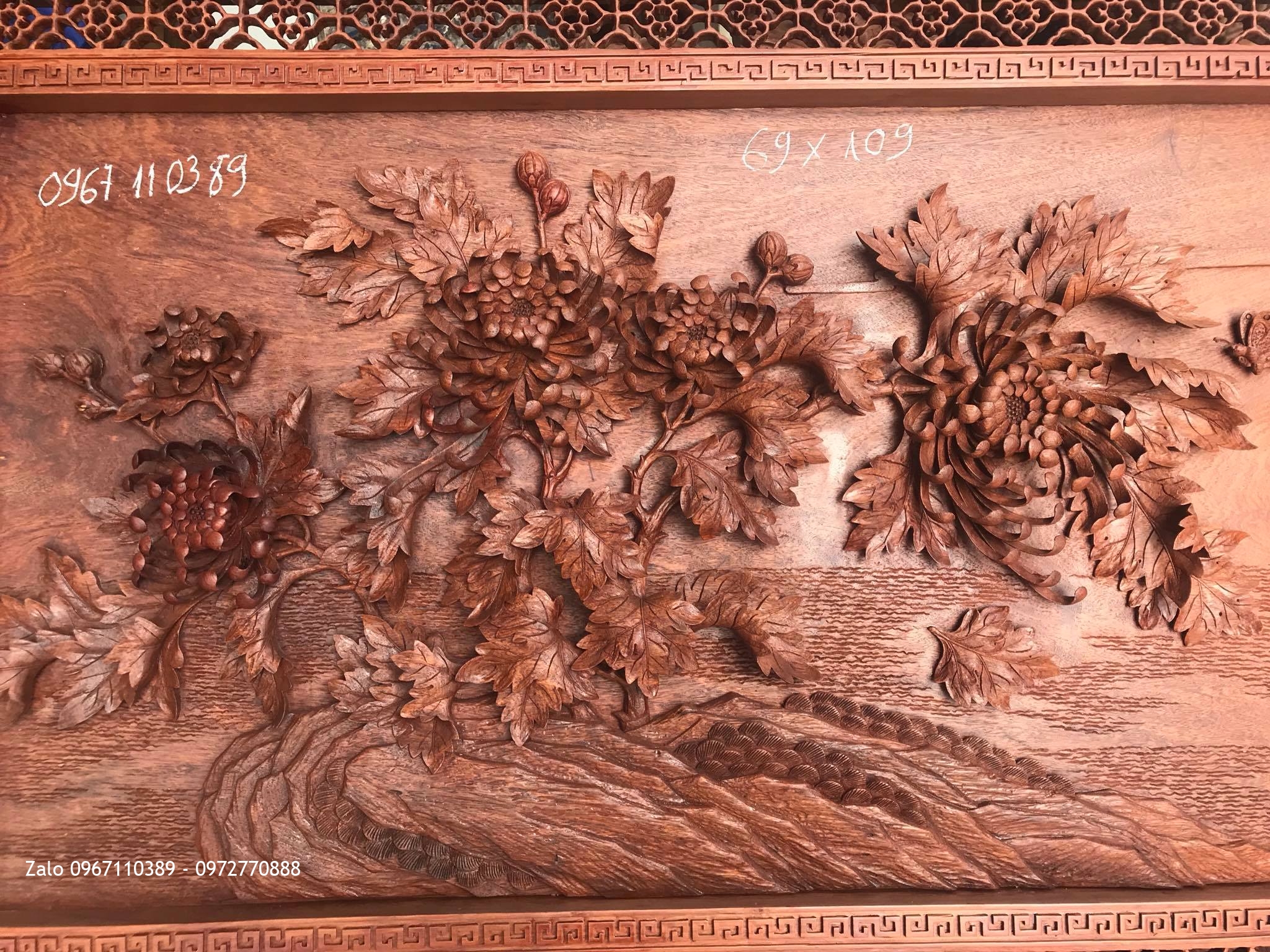 Tuyệt Phẩm Tranh Hoa Cúc Gỗ Hương Đỏ Lào.1m09x69