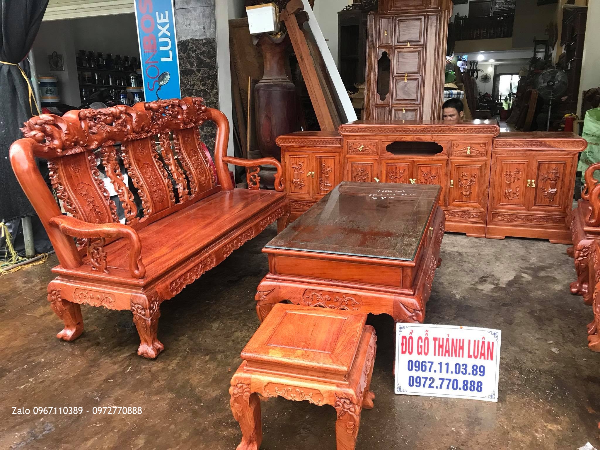 Bộ Nội Thất Phòng Khách Gỗ Hương Đá, Kệ Tivi, Chú Thi - Việt Trì, Hà Nội.