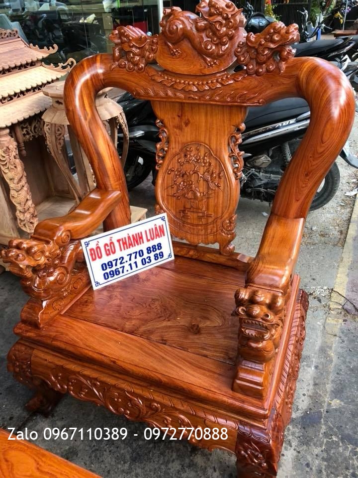 Bộ Ghế Minh Quốc Nghê Gỗ Hương Đá cột 12. 6 Món, Khách Hải Phòng.