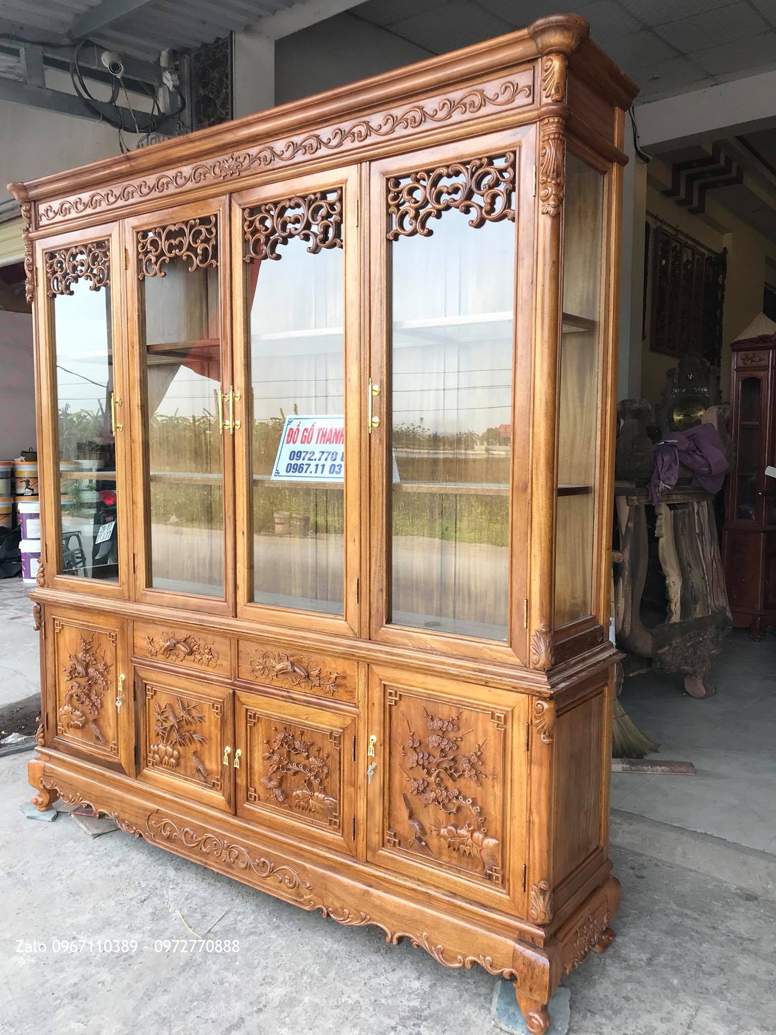 Tủ Rượu 4 Buồng 4 Cánh Đục Tay Gỗ Gụ. Khách Hà Nội.