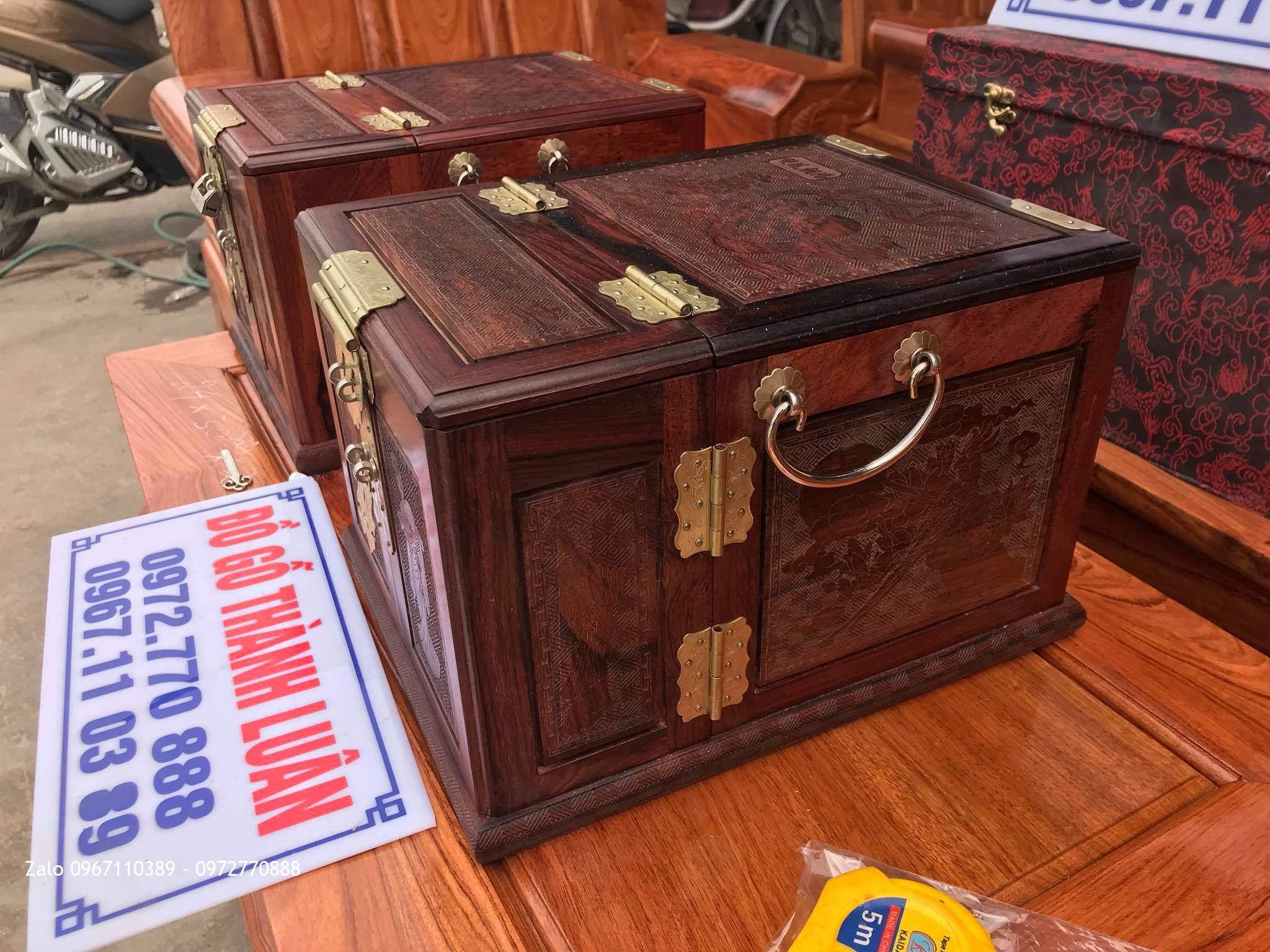 Hộp Đựng Mỹ Phẩm Phẩm,Trang Sức Gỗ Cẩm Lai