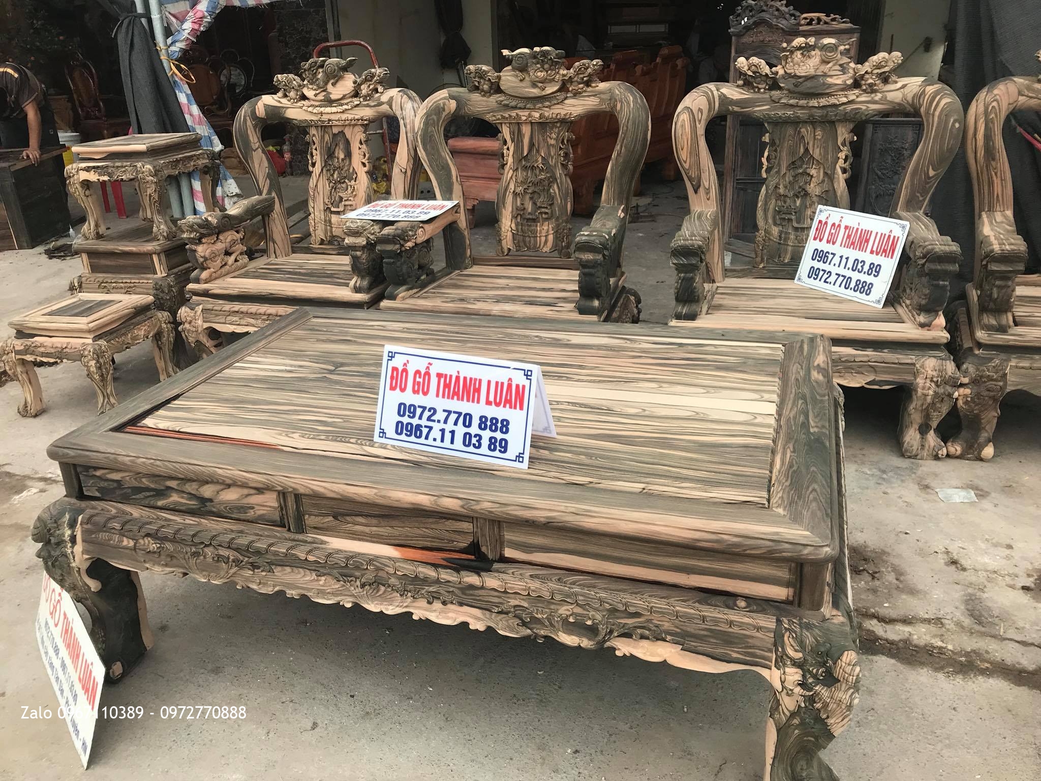 Bộ Ghế Minh Nghê Gỗ Mun Cột 12 Gồm 10 Món Gỗ Mun (VÍP), Khách Thái Bình.