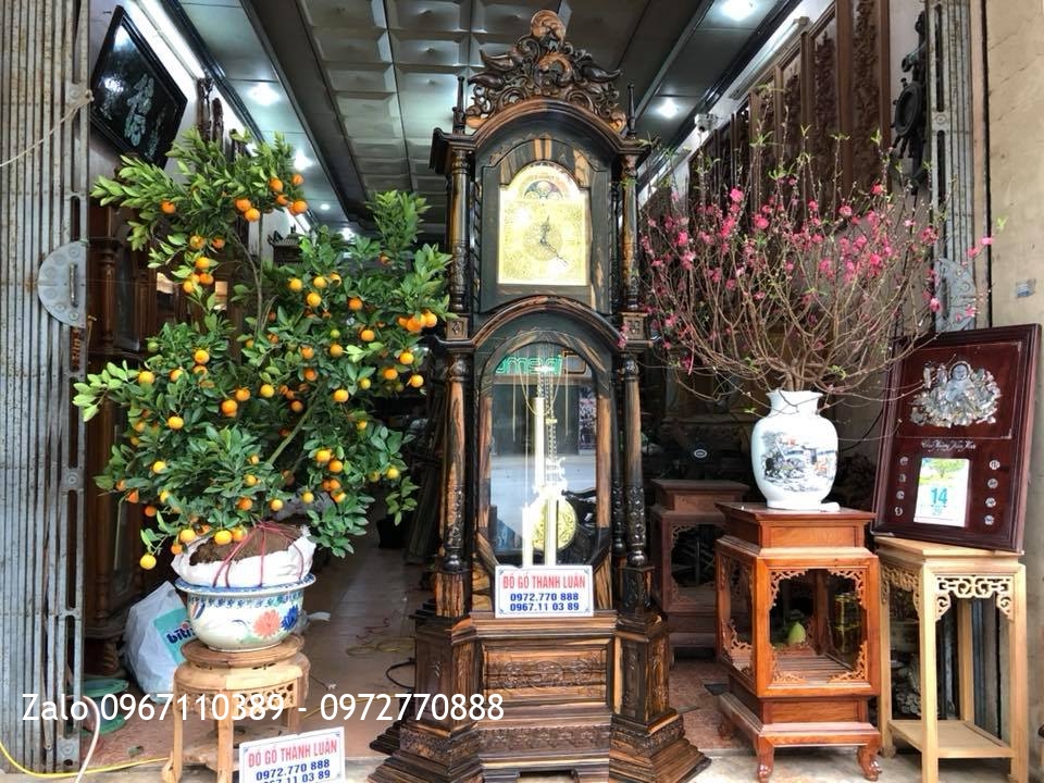 Bộ Ghế Minh Nghê Gỗ Mun Cột 12 Và Đồng Hồ Tứ Trụ. Chị Liên Hải Phòng