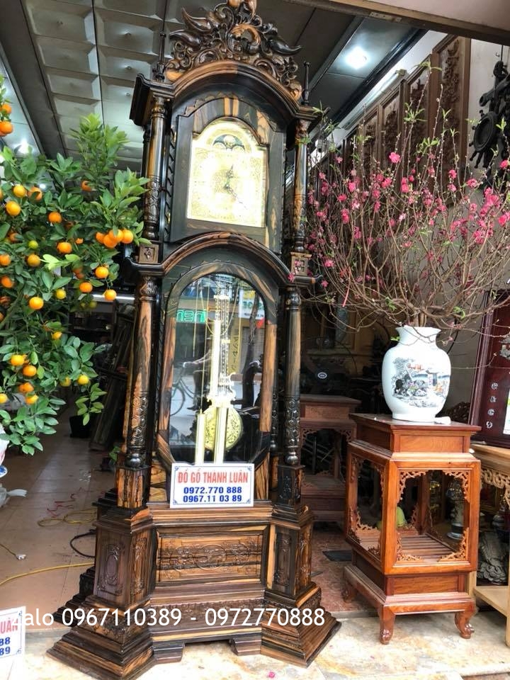 Bộ Ghế Minh Nghê Gỗ Mun Cột 12 Và Đồng Hồ Tứ Trụ. Chị Liên Hải Phòng,