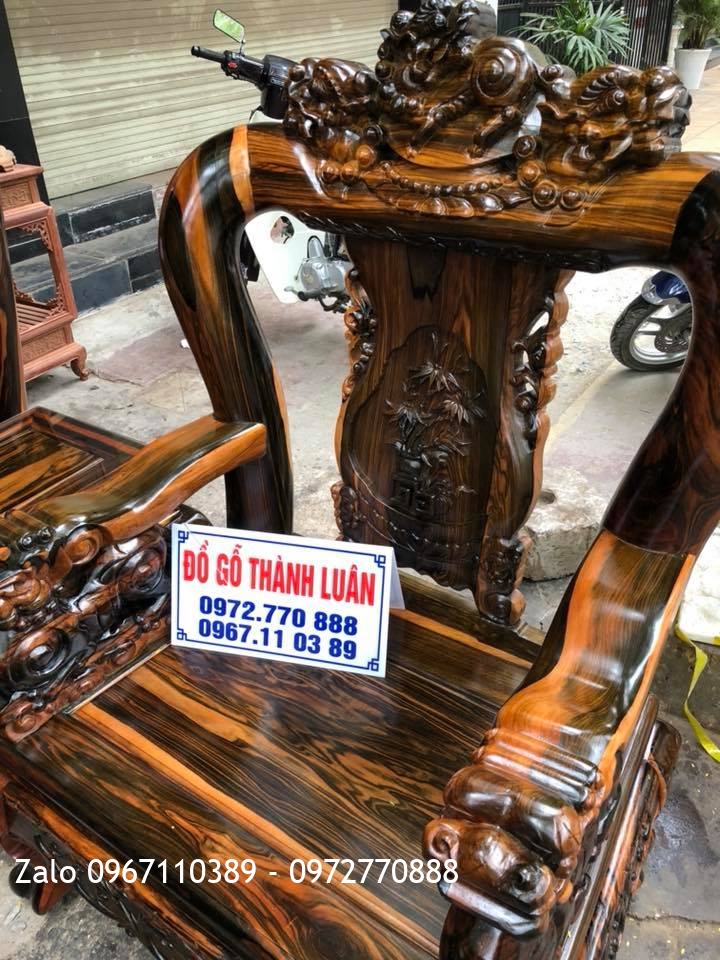 Bộ Ghế Minh Nghê Gỗ Mun Cột 12 Và Đồng Hồ Tứ Trụ. Chị Liên Hải Phòng;