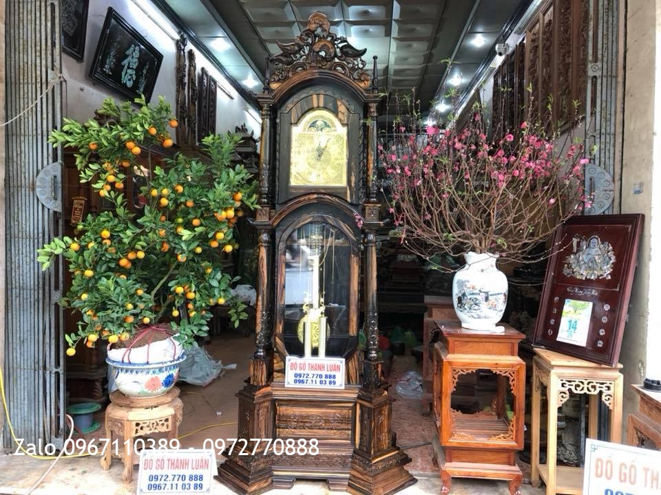 Bộ Ghế Minh Nghê Gỗ Mun Cột 12 Và Đồng Hồ Tứ Trụ. Chị Liên Hải Phòng.
