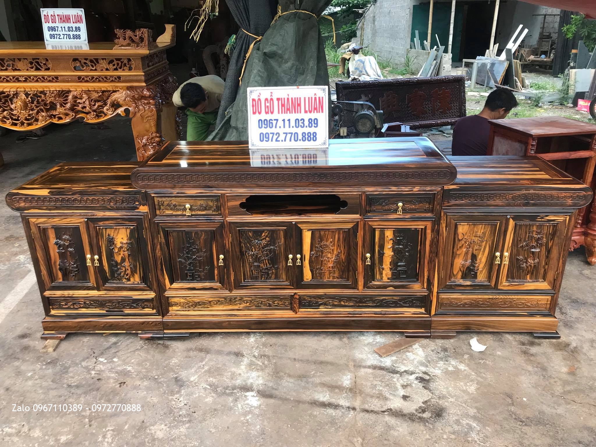 Kệ Tivi Gỗ Mun Kiểu Mõ Đồng Tiền Gỗ Mun 2m6, A Tình - Long Biên Hà Nội.