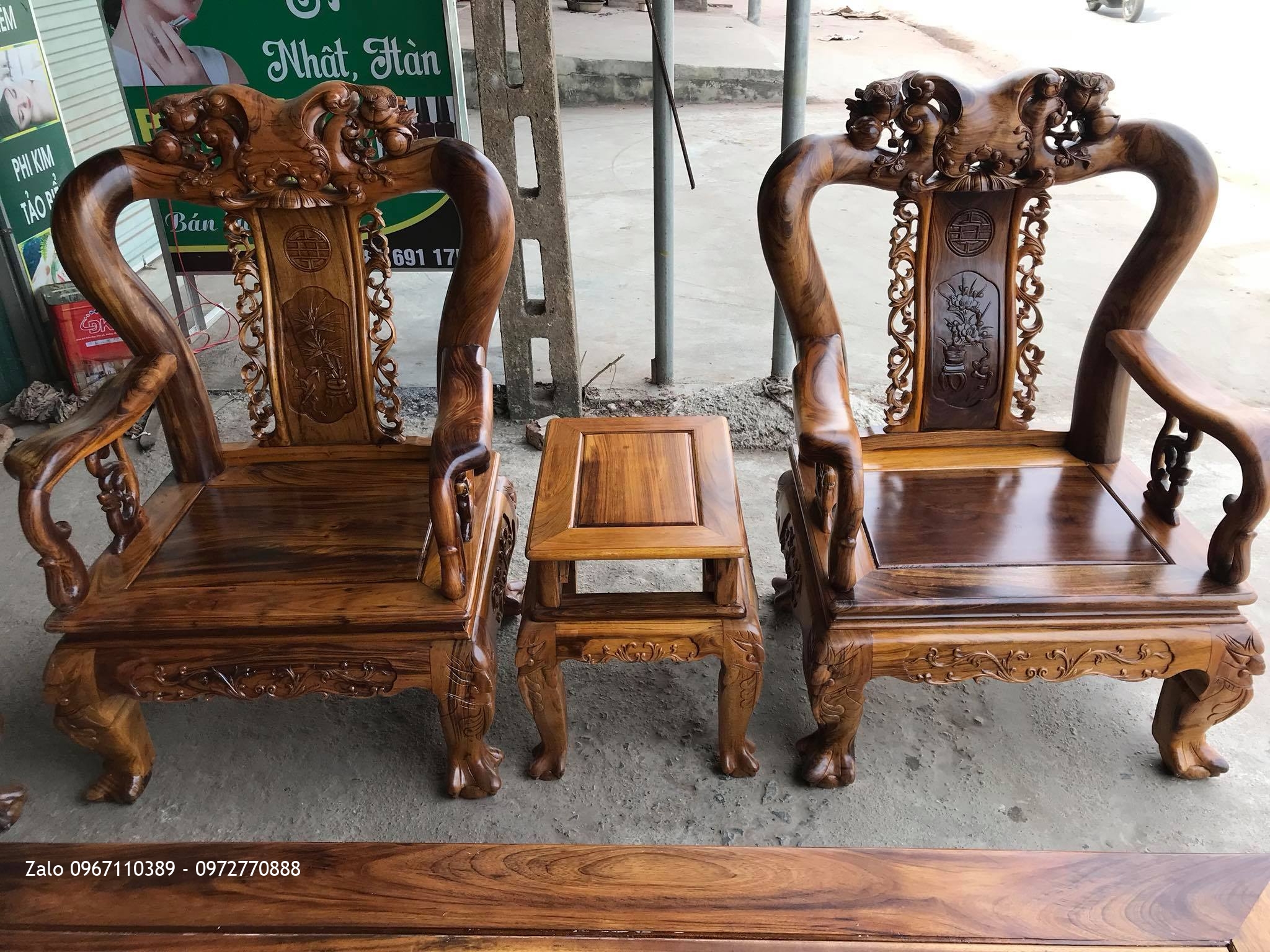 Bộ Ghế Gụ Ta Quảng Bình Cột 10 Gồm 10 Món, Bác Bùi Minh Mạ -Thạch Thành, Thanh Hoá,.