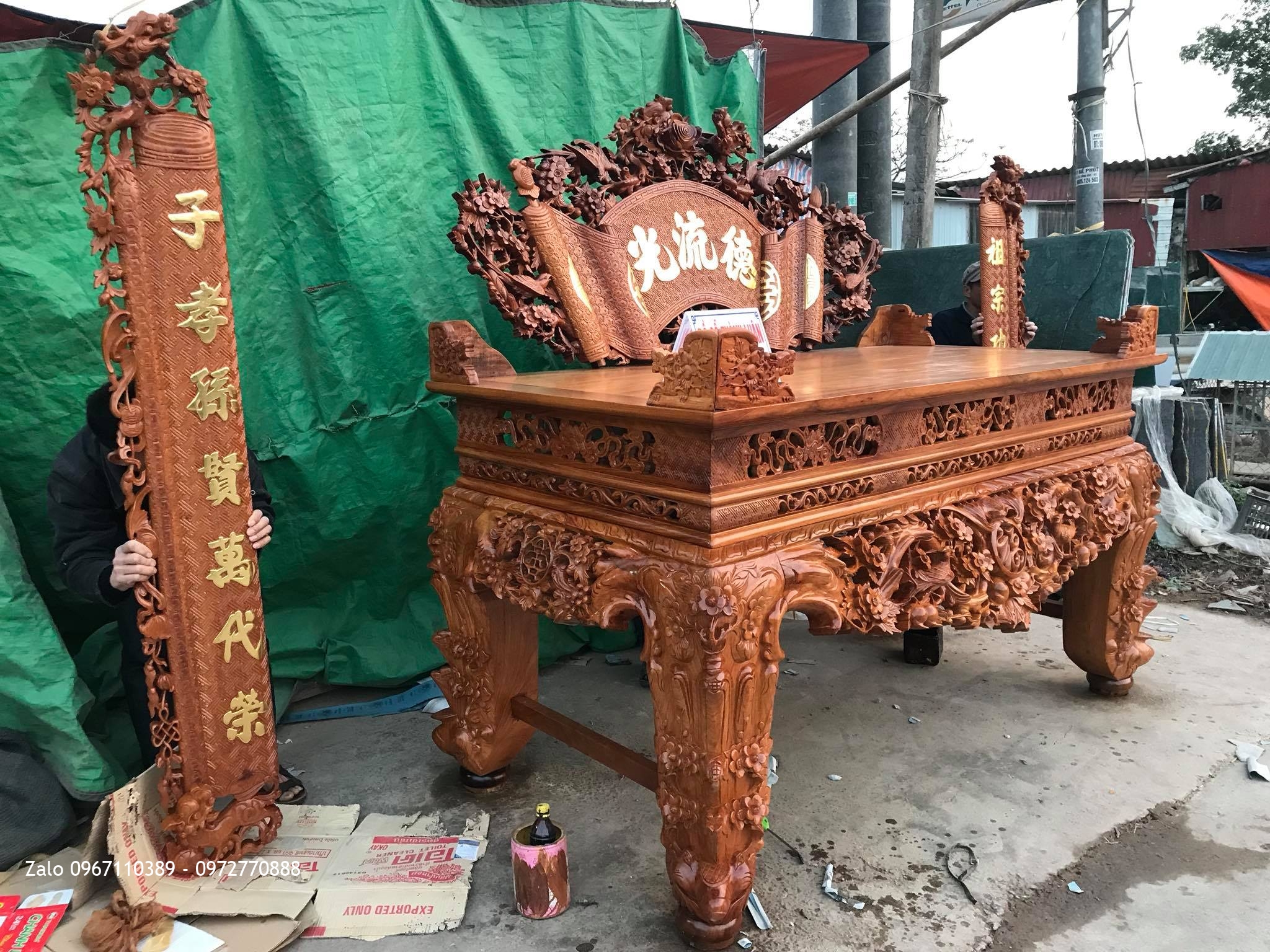 Sập Thờ Cuốn Thư Mai Điểu Gỗ Gõ Đỏ Vip, Khách Vĩnh Phúc.