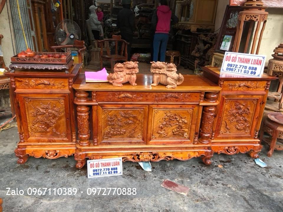 Bộ Ghế Minh Quốc Nghê Và Kệ TiVi Gỗ Hương Đỏ - Khách Hải Phòng.