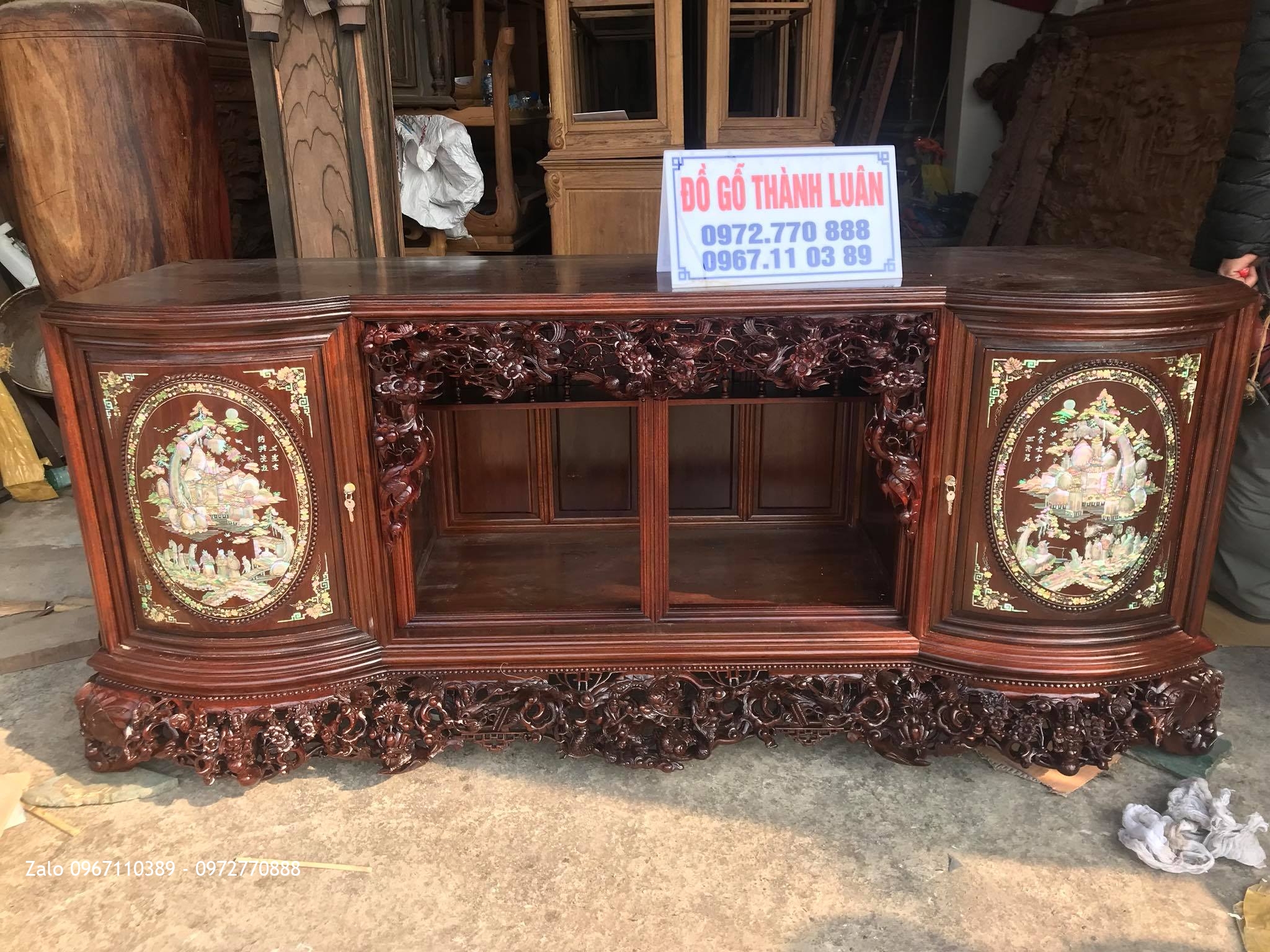 Tủ Chè Gỗ Gụ Cánh Cong Khảm Ốc- Lèo Mai Điểu Vip. Khách Vũng Tàu