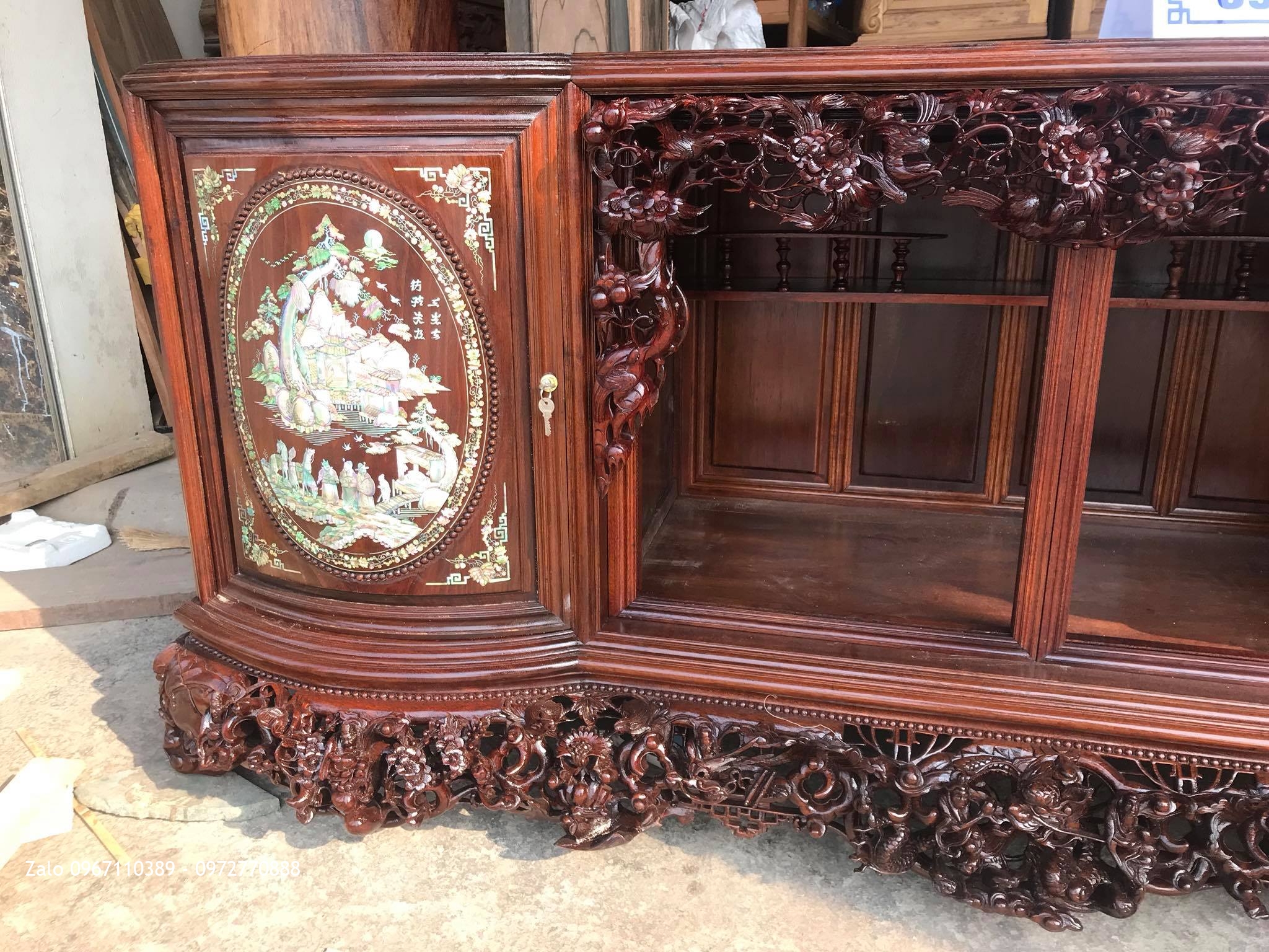 Tủ Chè Gỗ Gụ Cánh Cong Khảm Ốc- Lèo Mai Điểu Vip. Khách Vũng Tàu..