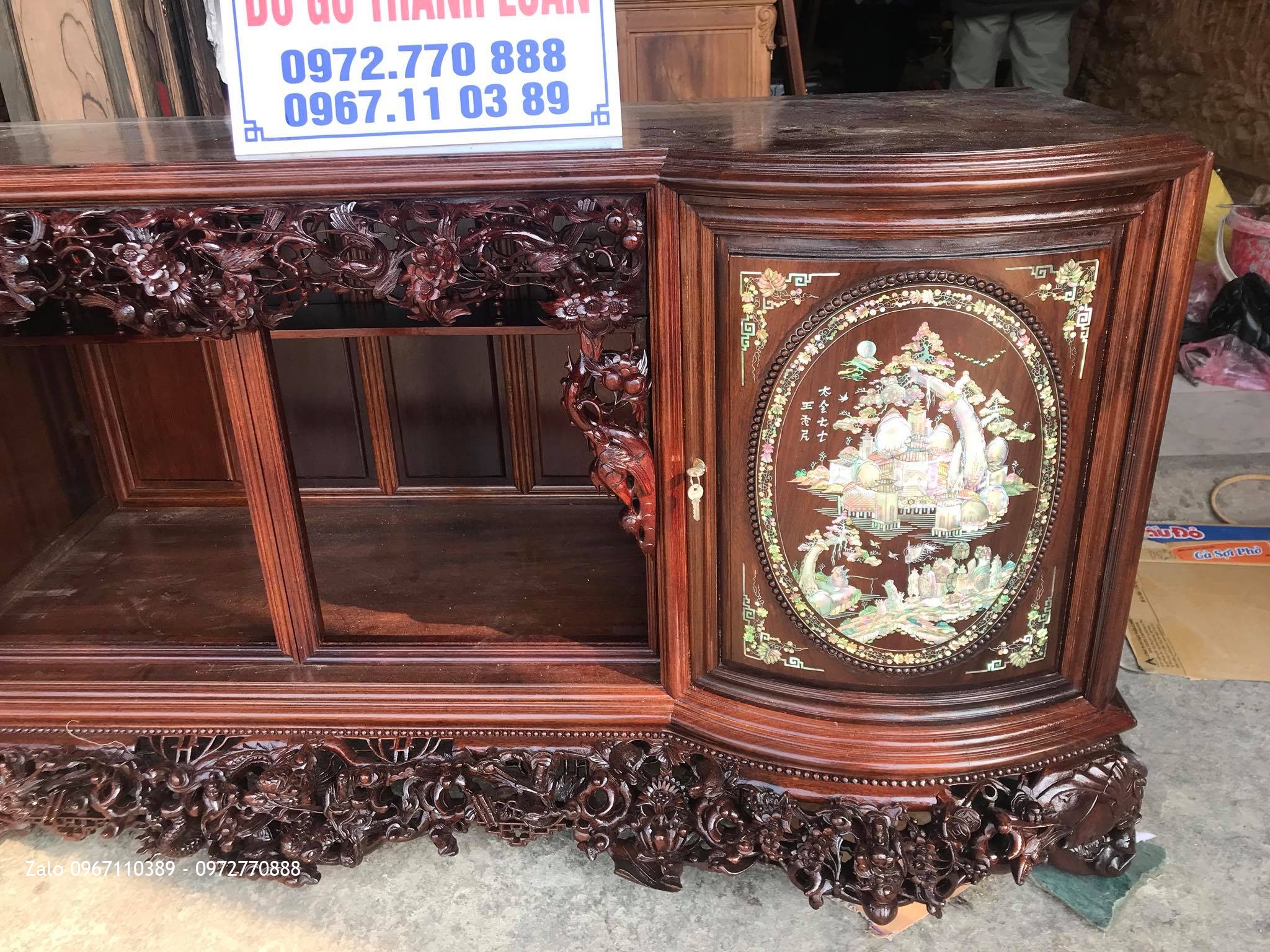 Tủ Chè Gỗ Gụ Cánh Cong Khảm Ốc- Lèo Mai Điểu Vip. Khách Vũng Tàu: