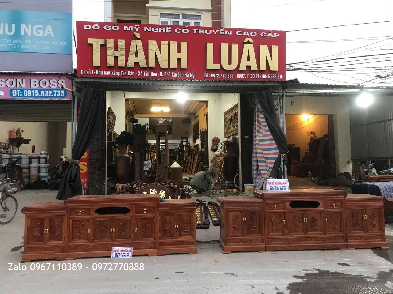 2 Kệ Tivi Kiểu Mõ Gỗ Hương Đỏ Lào VÍP. A Tuân Hà Đông