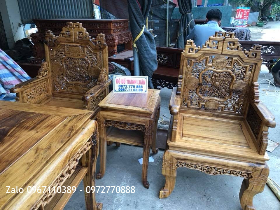 Trường Kỷ Huế Ngũ Lân Và Tủ Rượu Gỗ Gụ, Khách Thanh Hoá