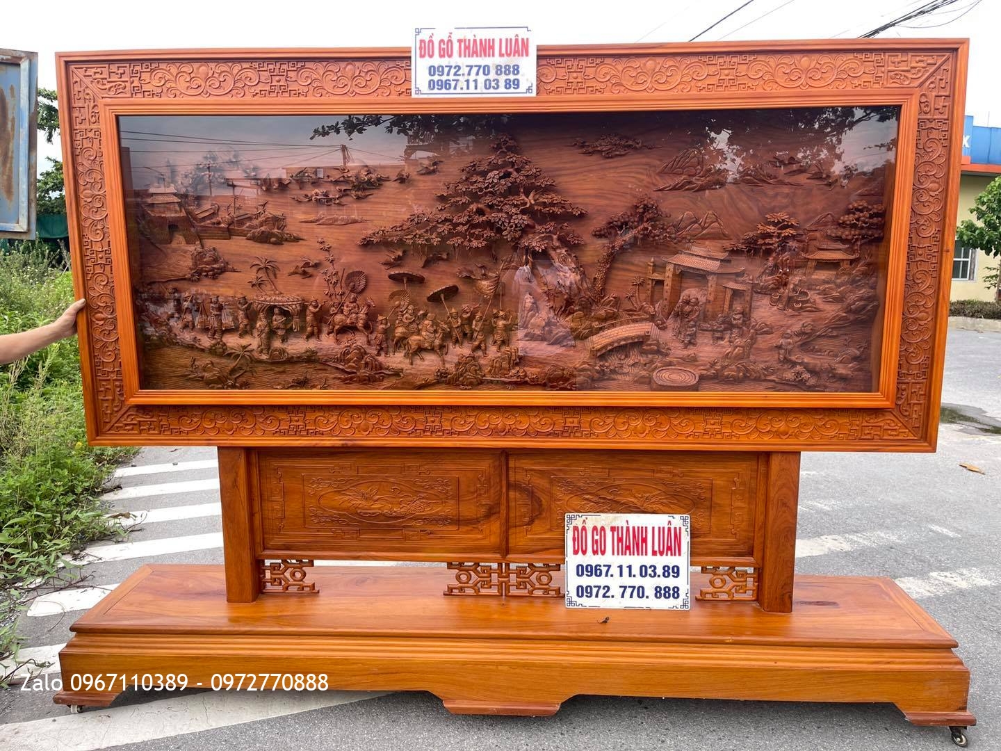 Bức Tranh Vinh Quy Bái Tổ Gỗ Gõ Đỏ Siêu Víp