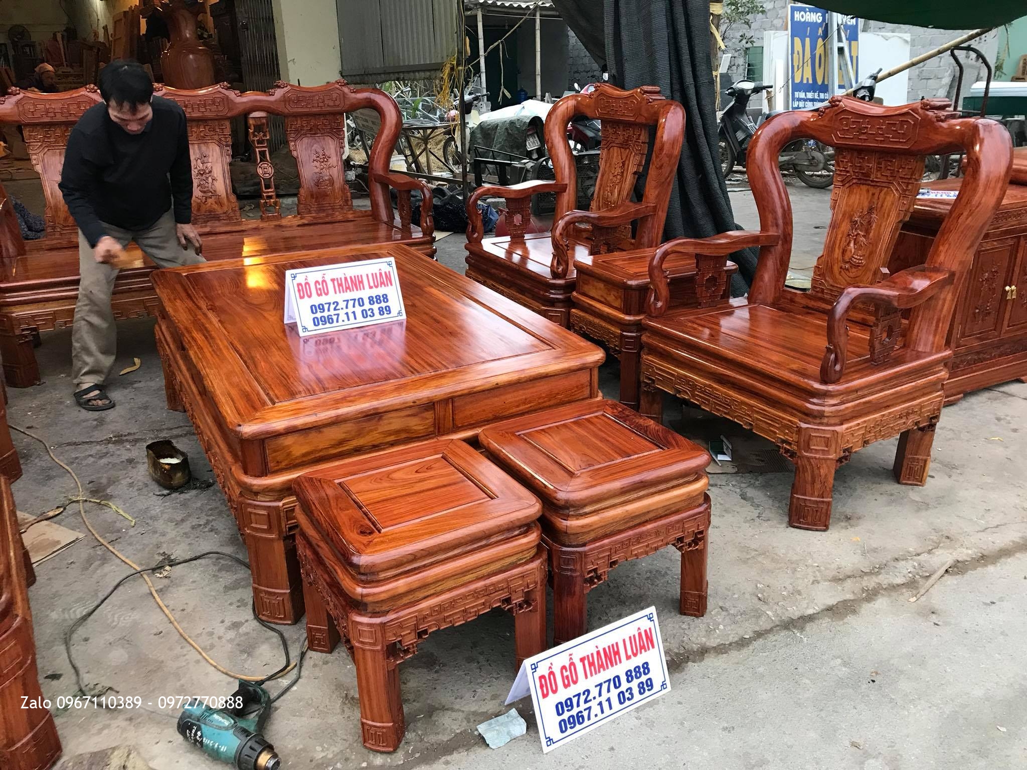 Bộ Ghế Minh Quốc Triện Gỗ Cẩm Lai,Kệ Tivi Gỗ Cẩm Lai. Bác Thu Cầu Giấy HN,