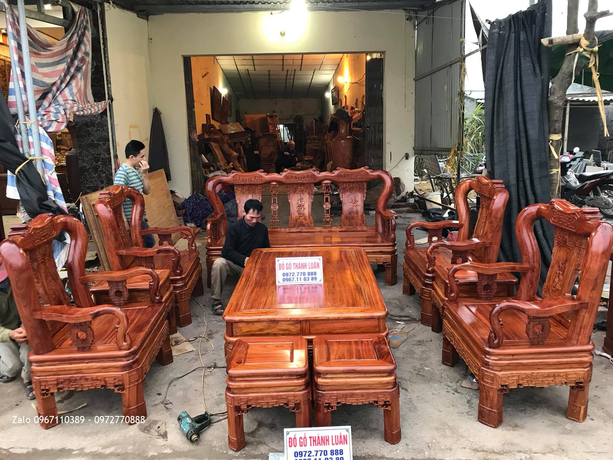 Bộ Ghế Minh Quốc Triện Gỗ Cẩm Lai,Kệ Tivi Gỗ Cẩm Lai. Bác Thu Cầu Giấy HN,,