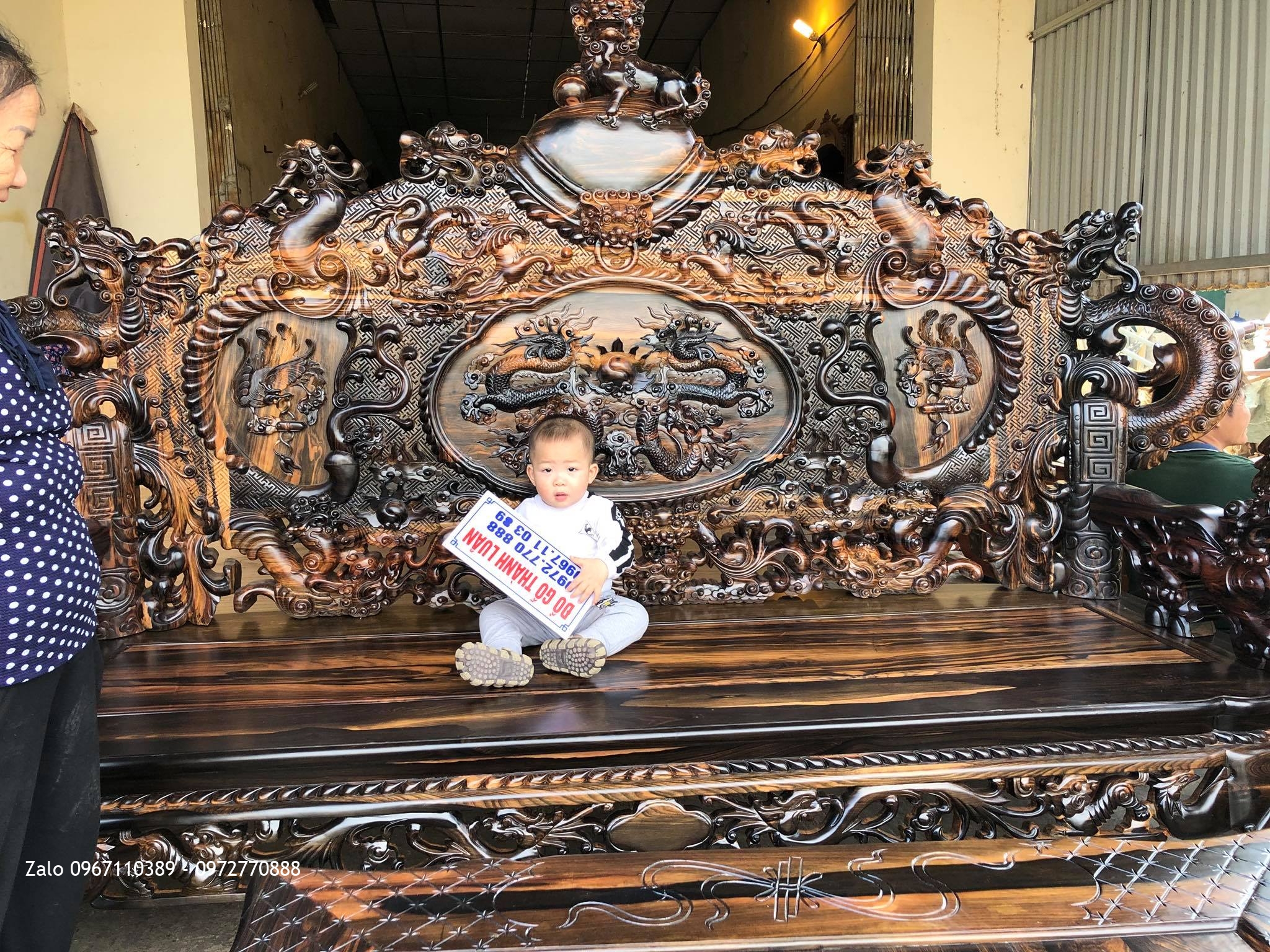 Bộ Bàn Ghế Đỉnh Rồng Gỗ Mun Gồm 12 Món, AC Tuấn Lương Bình Phước,,