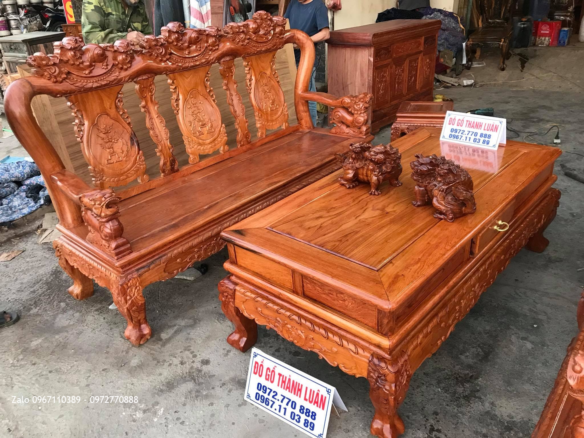 Bộ Bàn Ghế Minh Nghê Gỗ Hương, Kệ Tivi. A Đông Nha Trang.