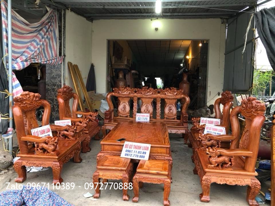 Bộ minh quốc nghê gỗ hương đá nam phi c12. Khách Mỹ Đức Hà Nội,.