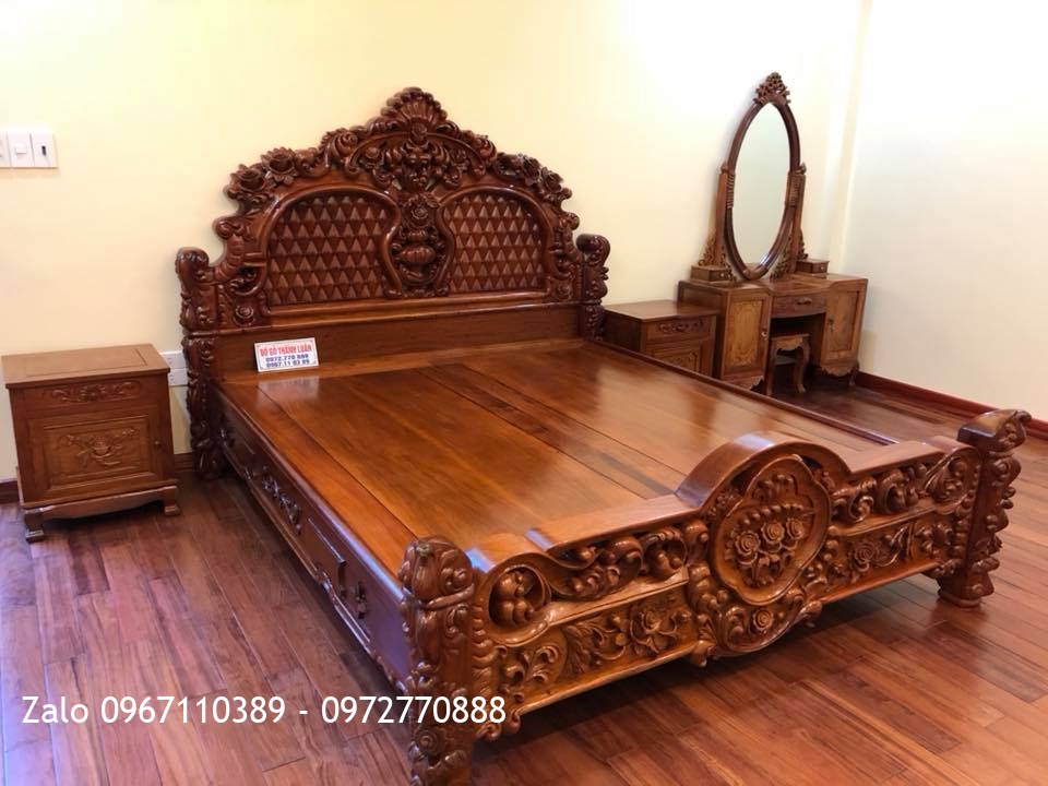 Giường Hoa Hồng Lu Uy Gỗ Hương Đỏ. Khách Hải Phòng,