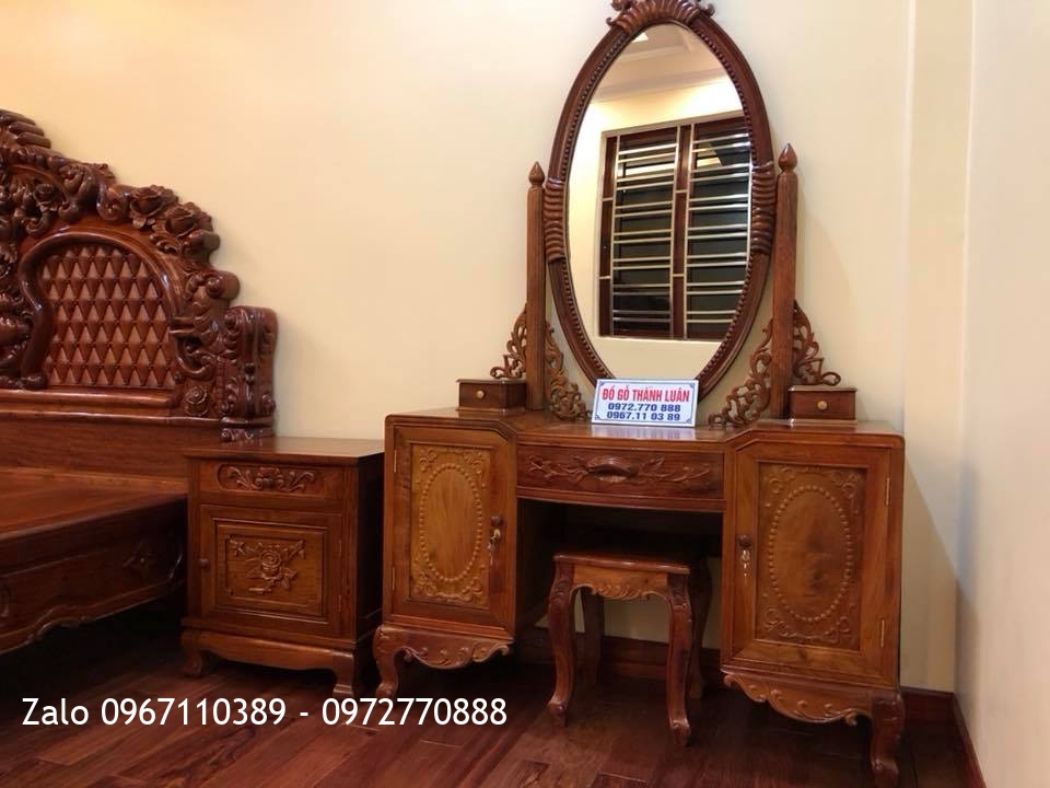 Giường Hoa Hồng Lu Uy Gỗ Hương Đỏ. Khách Hải Phòng,,