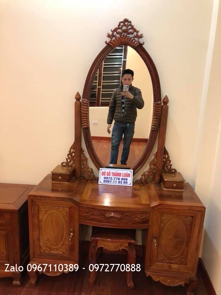 Giường Hoa Hồng Lu Uy Gỗ Hương Đỏ. Khách Hải Phòng..