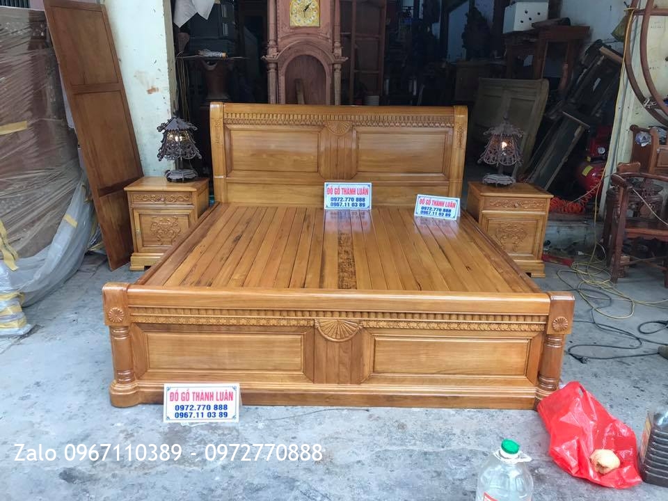 Giường gỗ gụ mẫu chữ x cùng 2 tủ đầu giường,,