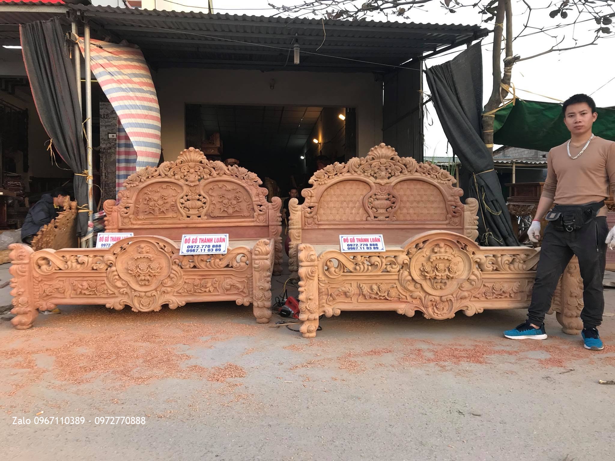 Xong 2 Giường Hồng Lu-i Gỗ Hương Đỏ Lào SIÊU VÍP: