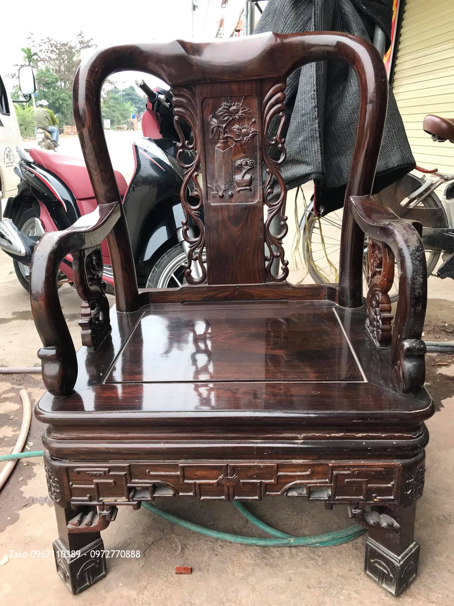 Mua Bàn Ghế Gỗ Trắc Cũ Giá Cao.