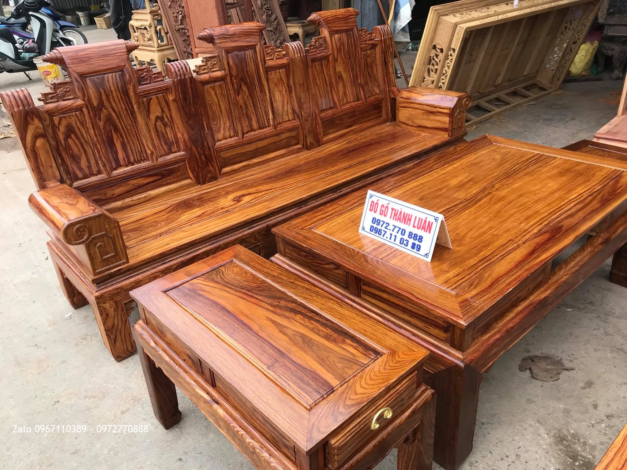 Bộ Ghế Âu Á Hộp Gỗ Hương Vân, Khách Hưng Yên