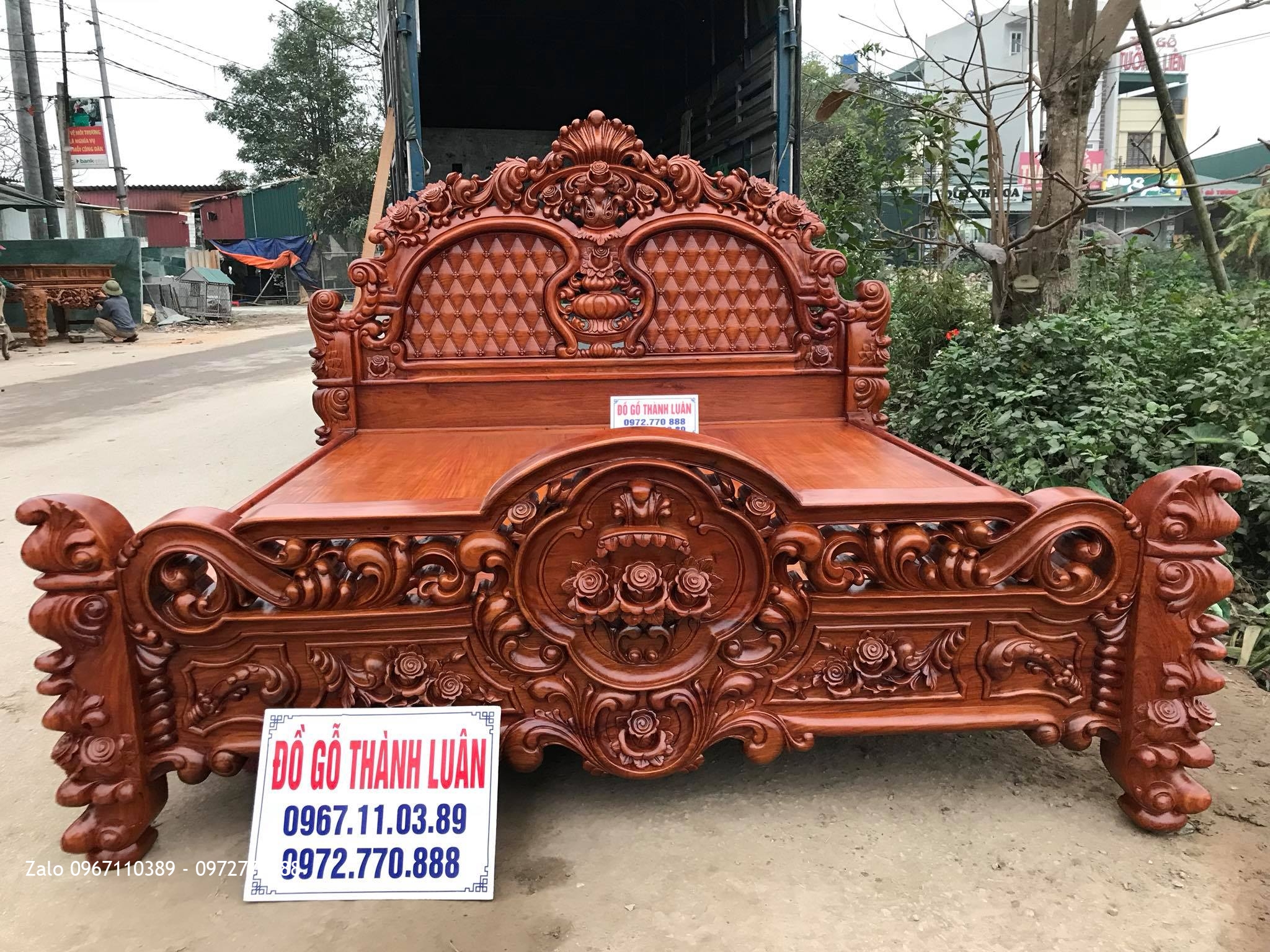 Giường Hồng Lu-i Gỗ Hương Đỏ Lào VÍP. Chú Hải Lạng Sơn.
