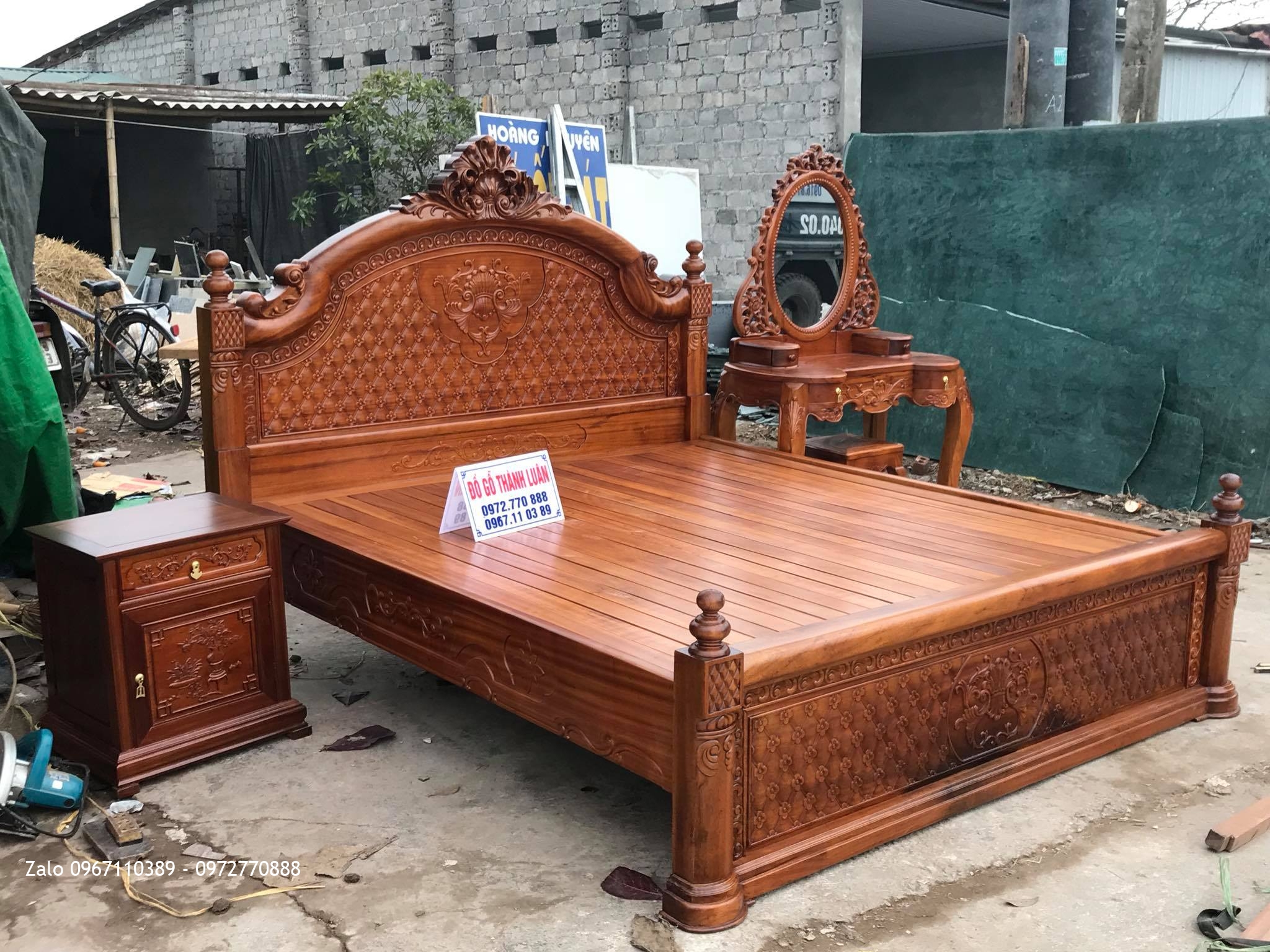 Giường,  Tủ Áo Gỗ gụ, Bàn Trang Điểm. Chú Thuận Hà Nam,