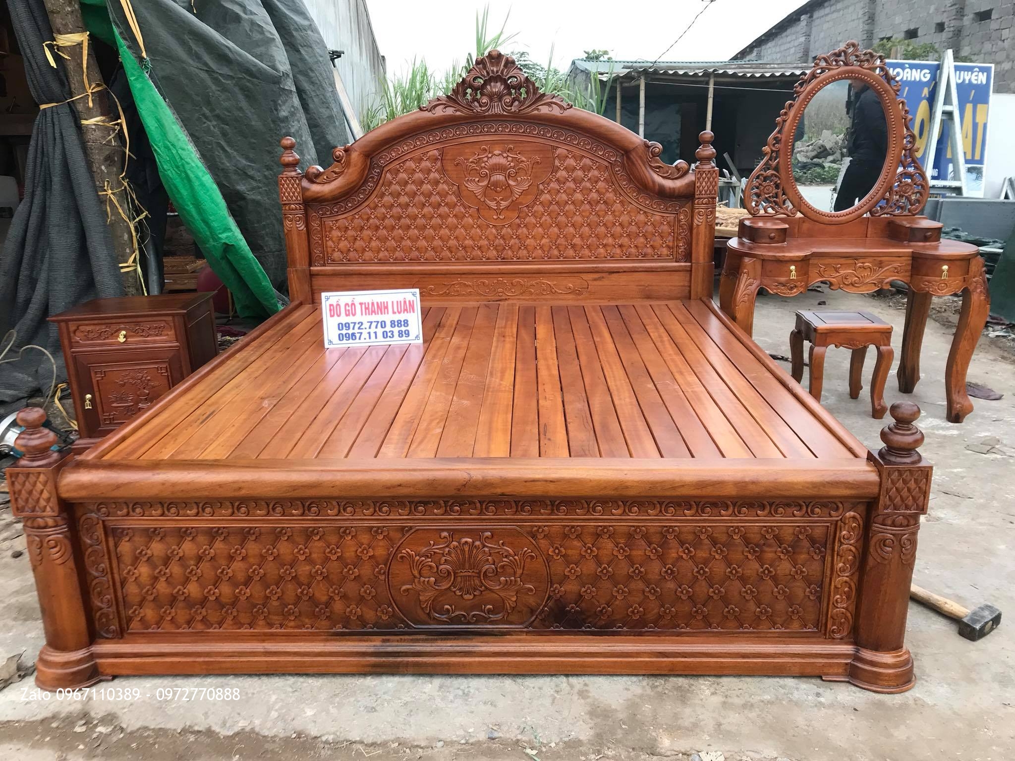 Giường,  Tủ Áo Gỗ gụ, Bàn Trang Điểm. Chú Thuận Hà Nam::.