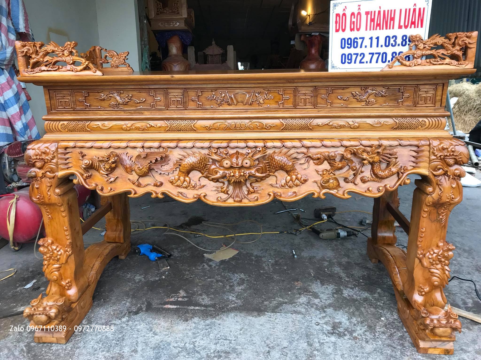 Sập Thờ Tứ Linh Hổ Phù Gỗ Gụ Chân 16. Khách Phú Xuyên, Hà Nội.