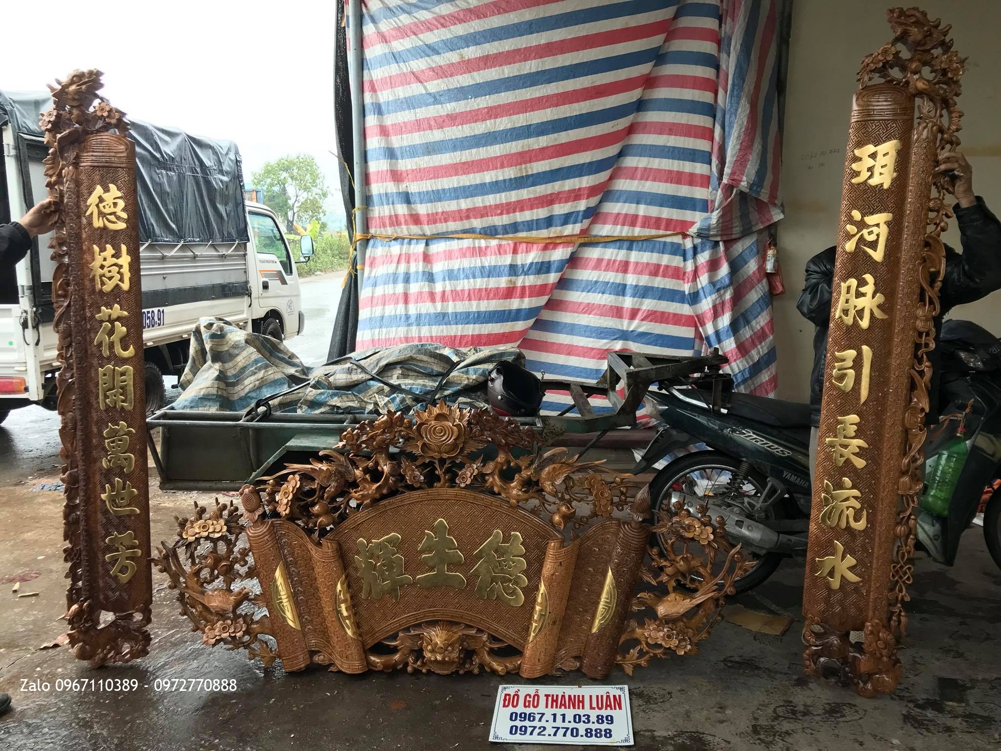 Bộ Cuốn Thư Câu Đối Chữ Dát Vàng 9999