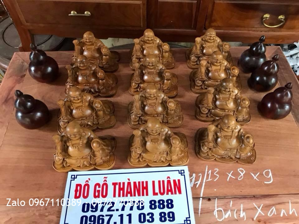 Tượng Dilac Gỗ Bách Xanh Nhỏ Để Xe Hơi.   