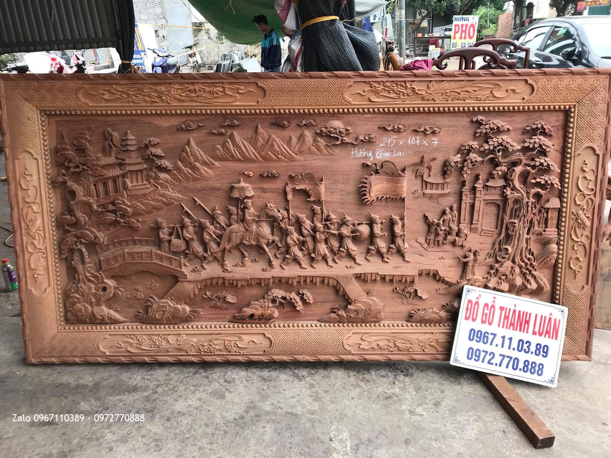 Tranh Vinh Quy Bái Tổ Gỗ Hương Đỏ Gia Lai
